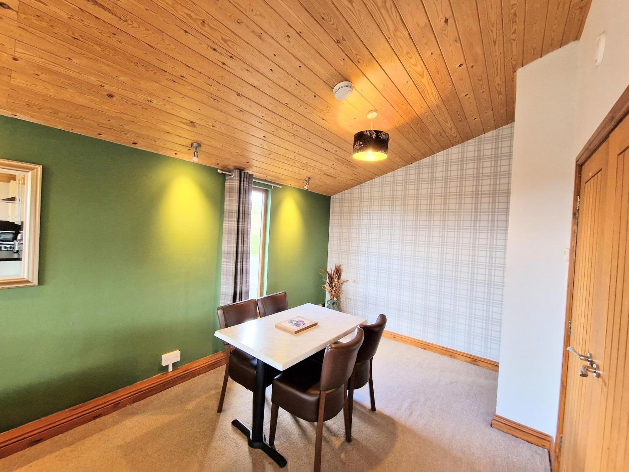 Ochil 8 With Private Hot Tub - Fife - Loch Leven - Lomond Hills Villa Kelty Luaran gambar