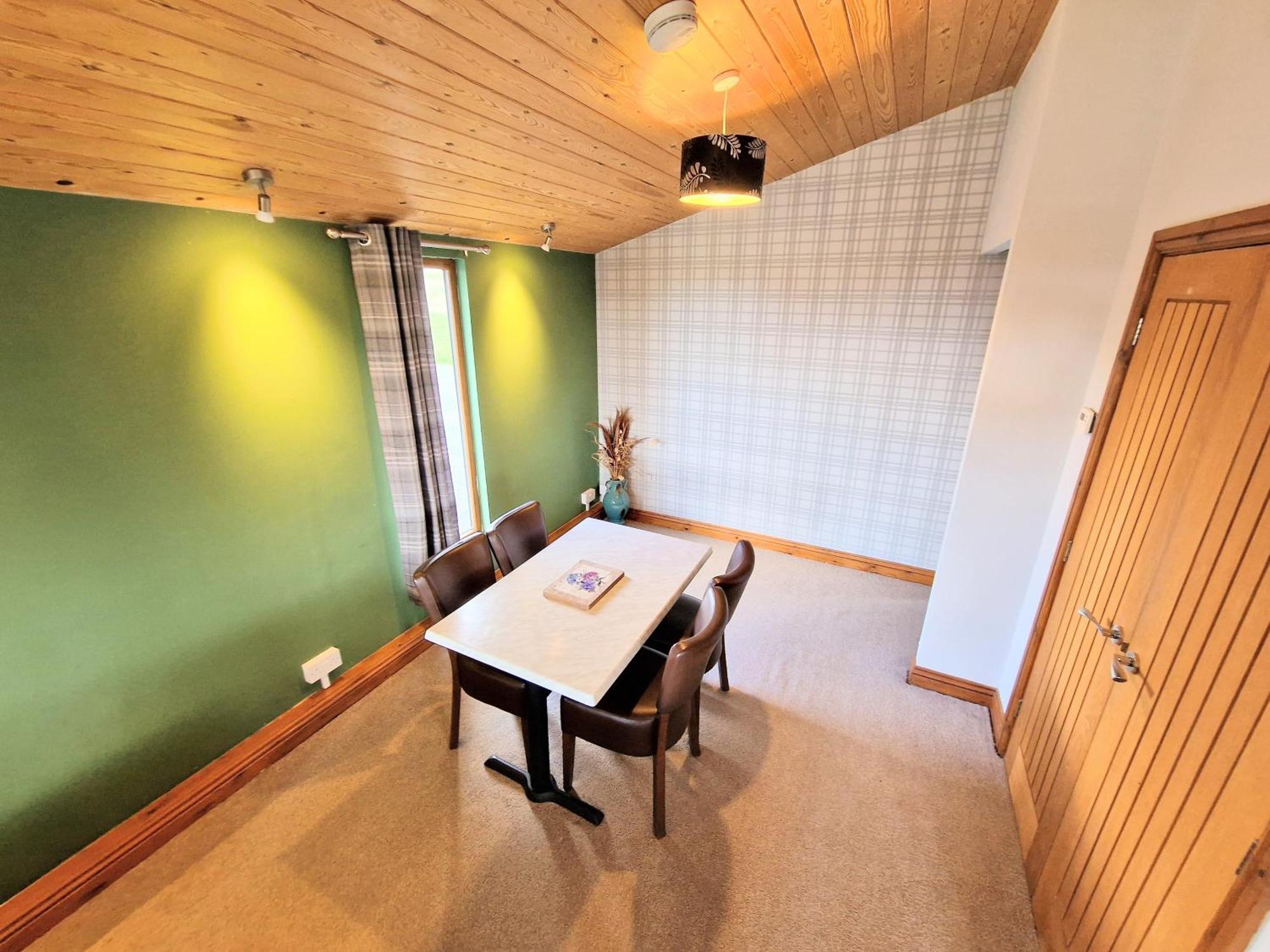 Ochil 8 With Private Hot Tub - Fife - Loch Leven - Lomond Hills Villa Kelty Luaran gambar